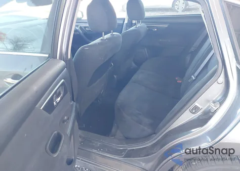 2015 Nissan Altima 2.5 Sv из США, поврежденный, VIN 1N4AL3AP3FC218732